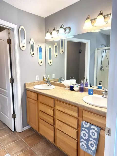 Bath - 760 Crystal Way, Fruita, CO 81521 photo 1 of 3