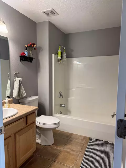 Bath - 760 Crystal Way, Fruita, CO 81521 photo 2 of 3
