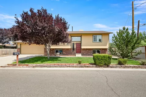 2848 Hartford Ave, Grand Junction, CO 81503
