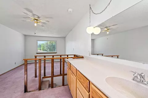 Bath - 1003 E Harrison Ave, Fruita, CO 81521 photo 2 of 3