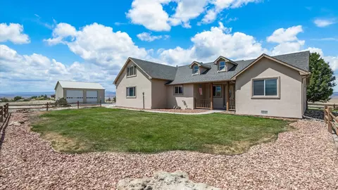 475 Los Broncos Rd, Whitewater, CO 81527