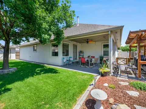 Exterior - 357 N Bookcliff Ct, Fruita, CO 81521 photo 2 of 9