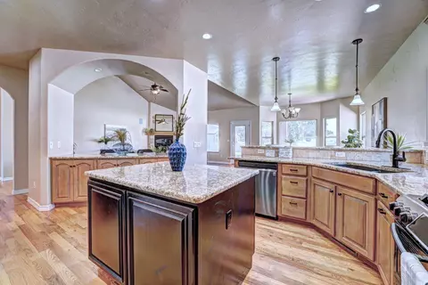 483 Logan Ln, Fruita, CO 81521 photo 13