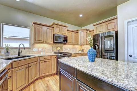 483 Logan Ln, Fruita, CO 81521 photo 12