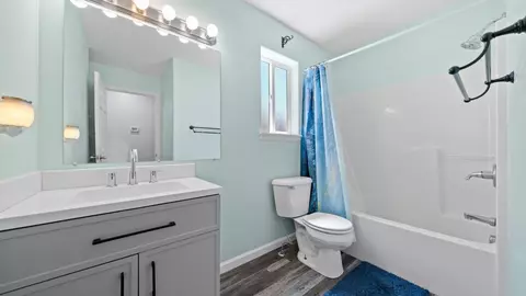 Bath - 861 Halfturn Rd, Rangely, CO 81648 photo 3 of 3