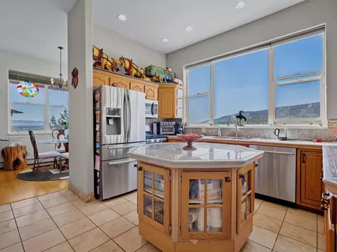 Kitchen - 945 Prince Ct, Fruita, CO 81521 photo 4 of 4