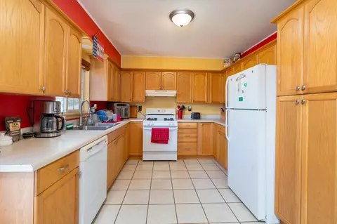 Kitchen - 126 E Concord Dr, Fruita, CO 81521 photo 2 of 3