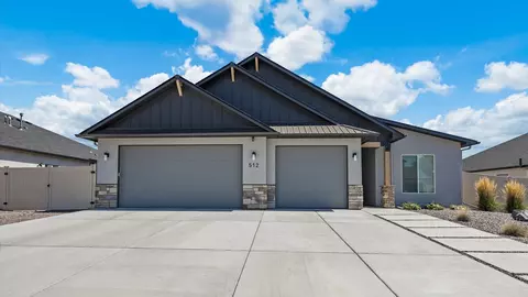 512 Desert Peach St, Clifton, CO 81520