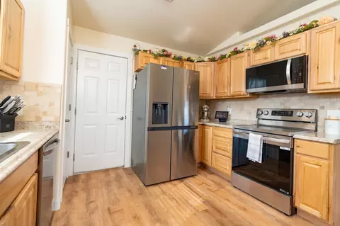 Kitchen - 1300 Powell St, Fruita, CO 81521 photo 2 of 2