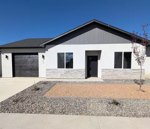 2466 Revere Rd, Grand Junction, CO 81505