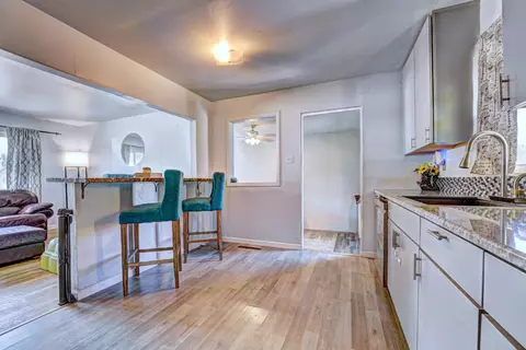 Kitchen - 1039 E Aspen Ave, Fruita, CO 81521 photo 4 of 4