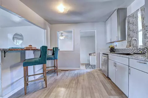 Kitchen - 1039 E Aspen Ave, Fruita, CO 81521 photo 3 of 4