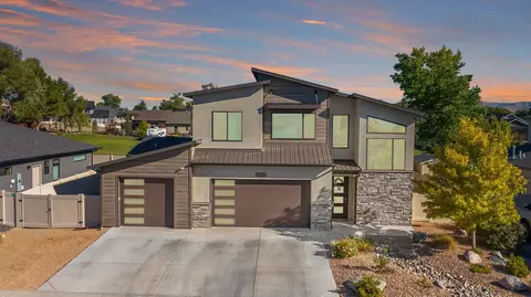 2542 Frying Pan Dr, Grand Junction, CO 81505