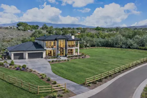 668 Ellen Dr, Grand Junction, CO 81507