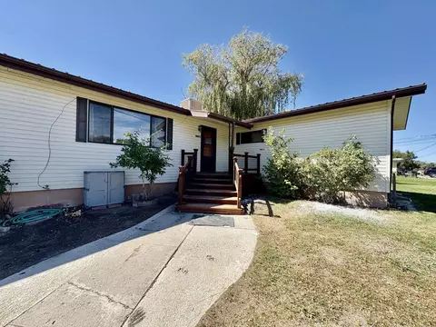 1738 E 7th St, Delta, CO 81416 photo 2