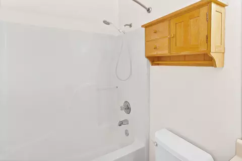 Bath - 1124 Powell St, Fruita, CO 81521 photo 2 of 3