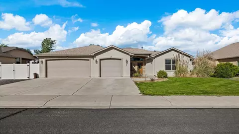 163 Winter Hawk Dr, Grand Junction, CO 81503