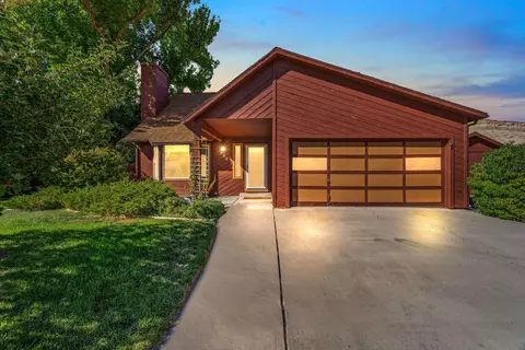 532 Crawford Ln, Palisade, CO 81526