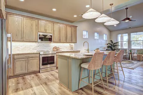 Kitchen - 2011 Korima Dr, Fruita, CO 81521 photo 3 of 5