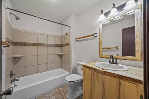 Bath - 1903 J Rd, Fruita, CO 81521 photo 2 of 2