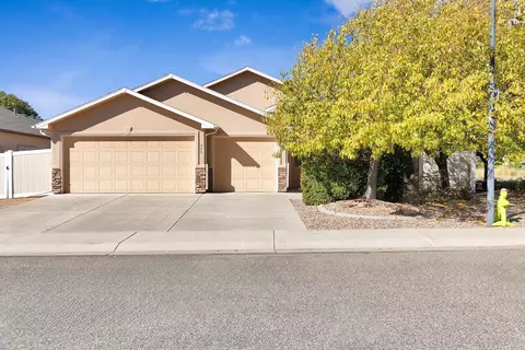 247 Mason Ridge Dr, Grand Junction, CO 81503