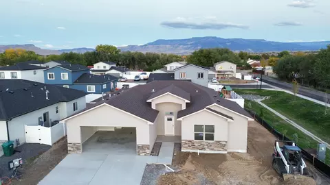 426 Clear Creek Dr, Grand Junction, CO 81504
