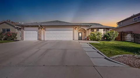 466 Chatfield Ln, Grand Junction, CO 81504