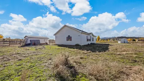 4575 W Rd, De Beque, CO 81630 photo 4