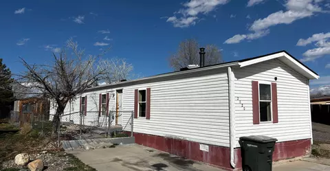2820 S Niagara Cir, Grand Junction, CO 81501