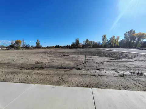 2501 Glory Ln, Grand Junction, CO 81505