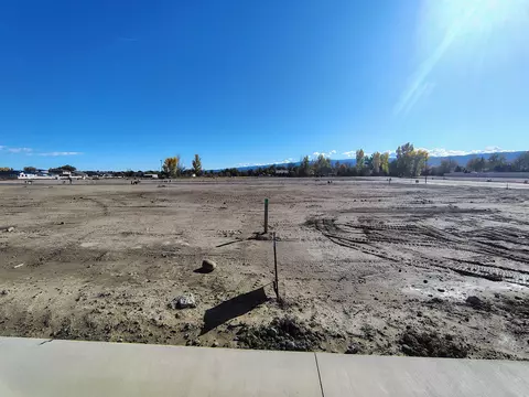 716 Glory Dr, Grand Junction, CO 81505