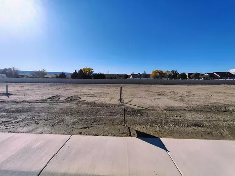 719 Glory Dr, Grand Junction, CO 81505