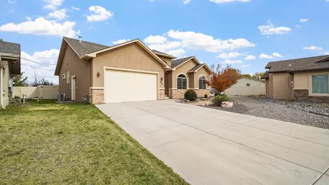 448 Donogal Dr, Grand Junction, CO 81504