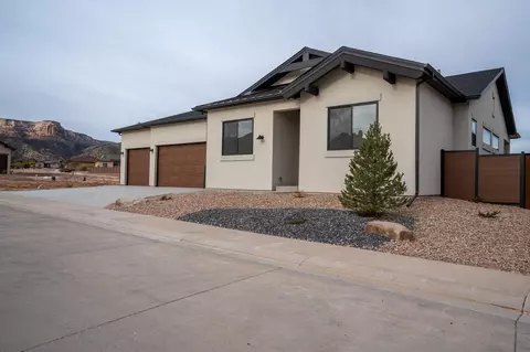 2304 Trail Ridge Rd, Grand Junction, CO 81507