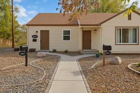 1055 Glenwood Dr, Grand Junction, CO 81503