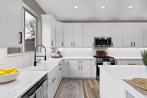 Kitchen - 1124 Sprocket Ct, Fruita, CO 81521 photo 2 of 6