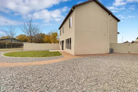 Exterior - 1124 Sprocket Ct, Fruita, CO 81521 photo 7 of 9