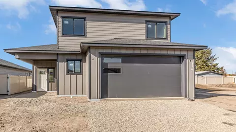 423 Pear Ln, Grand Junction, CO 81504