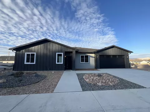 2634 B 12 Rd, Grand Junction, CO 81503