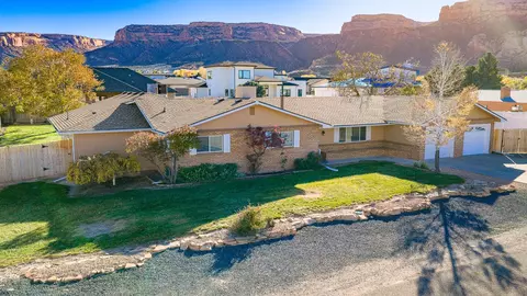 2175 Avenal Ln, Grand Junction, CO 81507