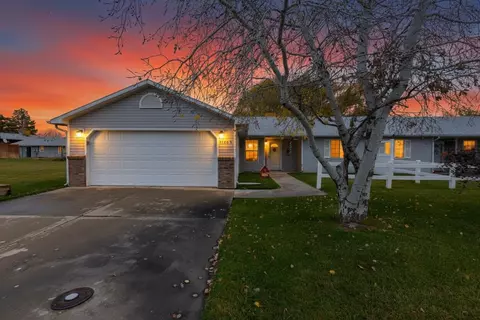 570 12 Villa St #B, Grand Junction, CO 81504