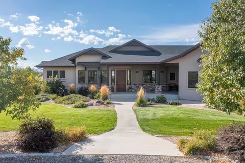 1629 Campfire Ct, Loma, CO 81524