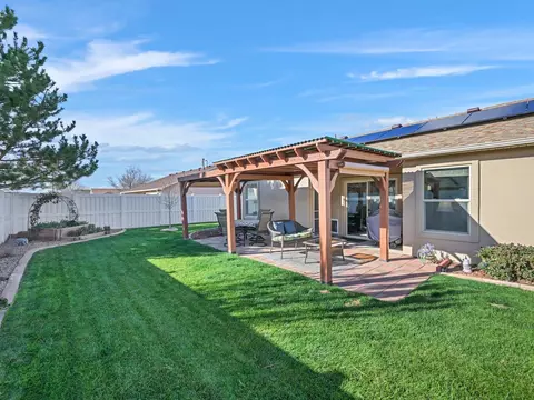 Exterior - 662 Darcy Jo Ln, Fruita, CO 81521 photo 6 of 12