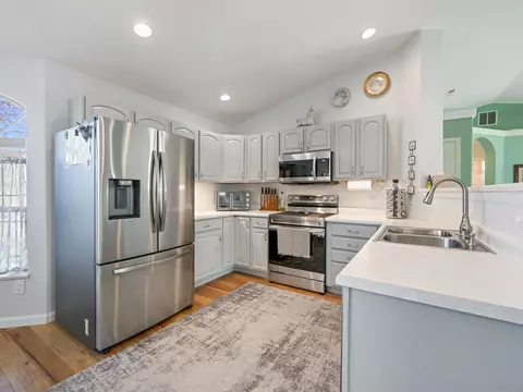 Kitchen - 662 Darcy Jo Ln, Fruita, CO 81521 photo 2 of 5