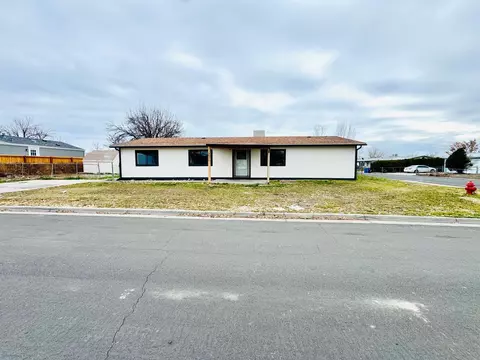 3060 Thrush Dr, Grand Junction, CO 81504