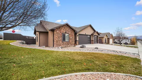 1092 Echo Canyon St, Fruita, CO 81521 photo 2