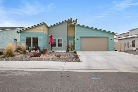 392 Hidden River Dr, Grand Junction, CO 81504
