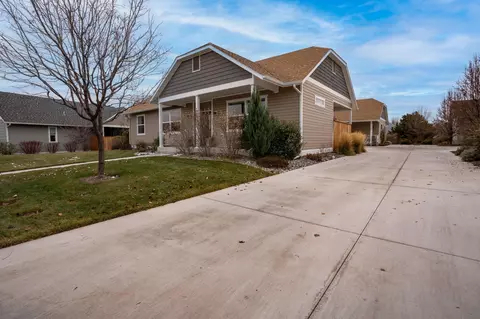 Exterior - 1222 Periwinkle Ln, Fruita, CO 81521 photo 2 of 5