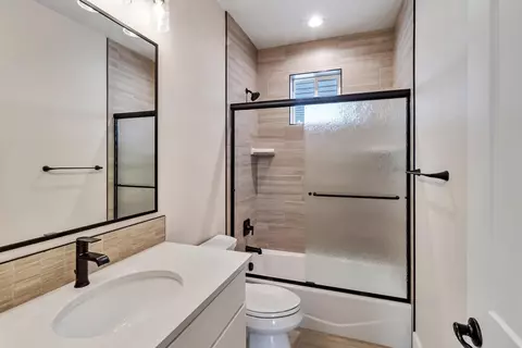 Bath - 1024 Snowdrop Ct, Fruita, CO 81521 photo 1 of 3