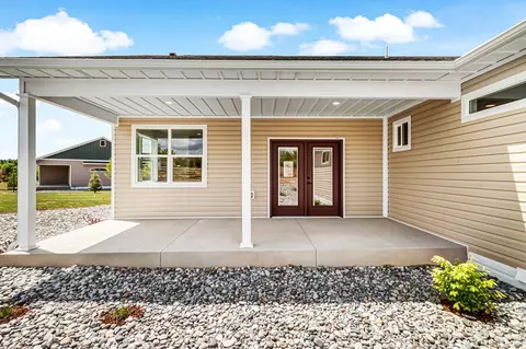 Exterior - 1024 Snowdrop Ct, Fruita, CO 81521 photo 3 of 5